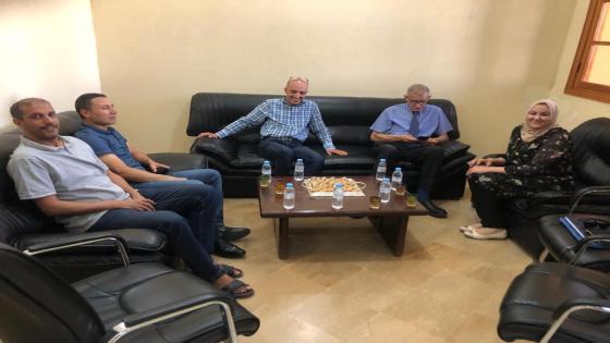 جلسة عمل حول أشغال تهيئة وإعادة بناء شارع الحاجة أمينة